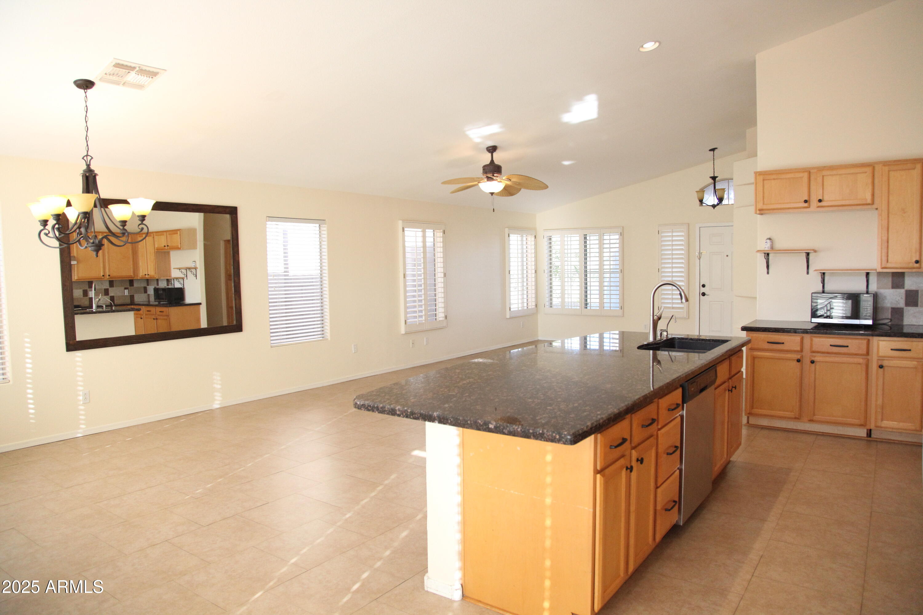 16044 South 18th Avenue Phoenix, AZ 85045 - Photo 8 of 24 IMG_6185