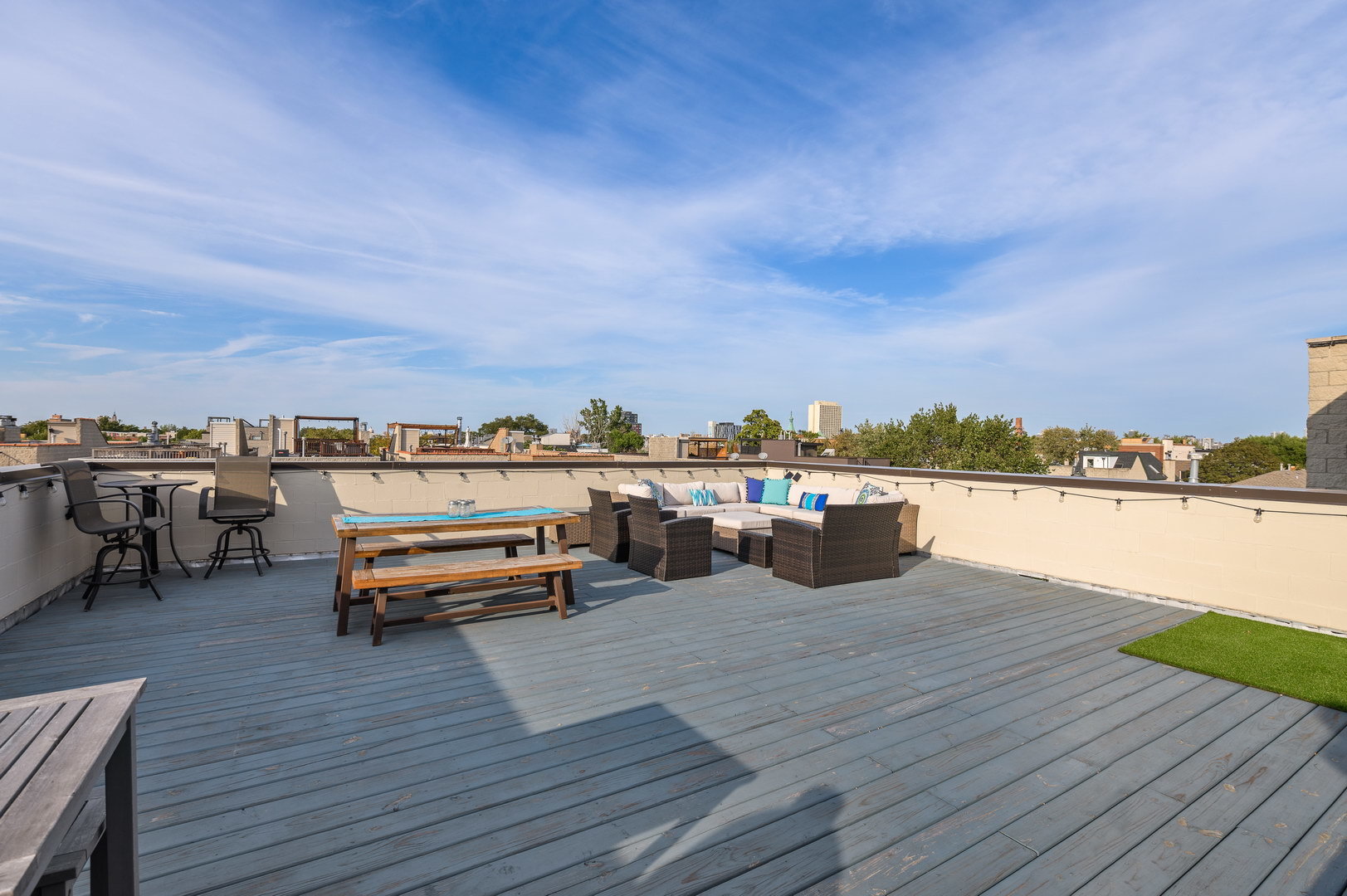 1832 West Rice Street, Unit 2 Chicago, IL 60622 - Photo 25 of 29 a view of a terrace with outdoor seating