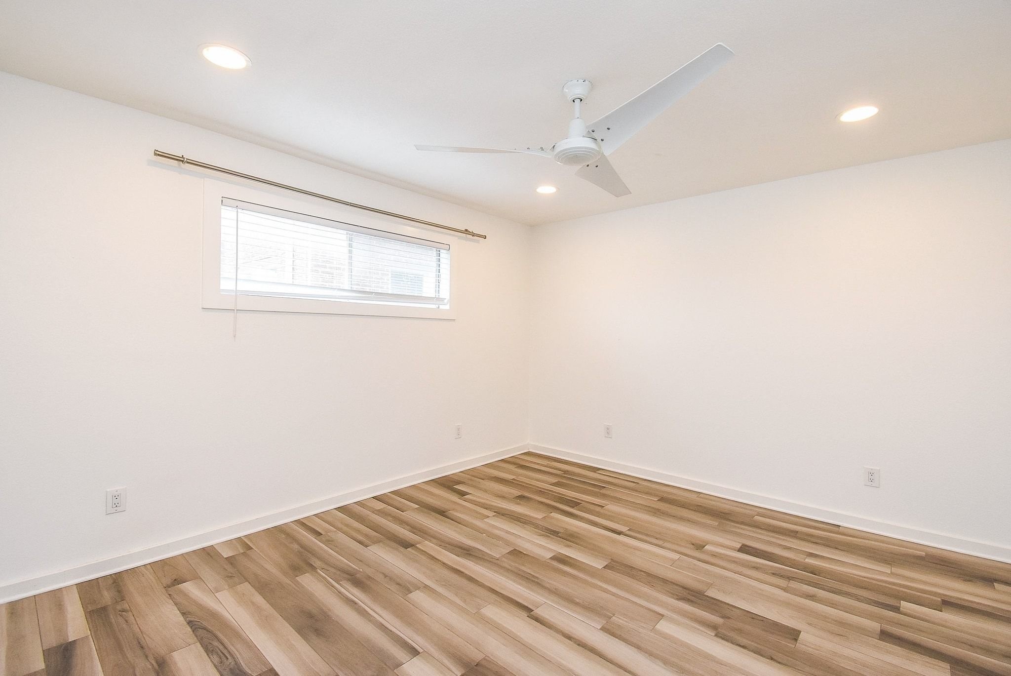 1404 Welch Street, Unit 2 Houston, TX 77006 - Photo 16 of 20