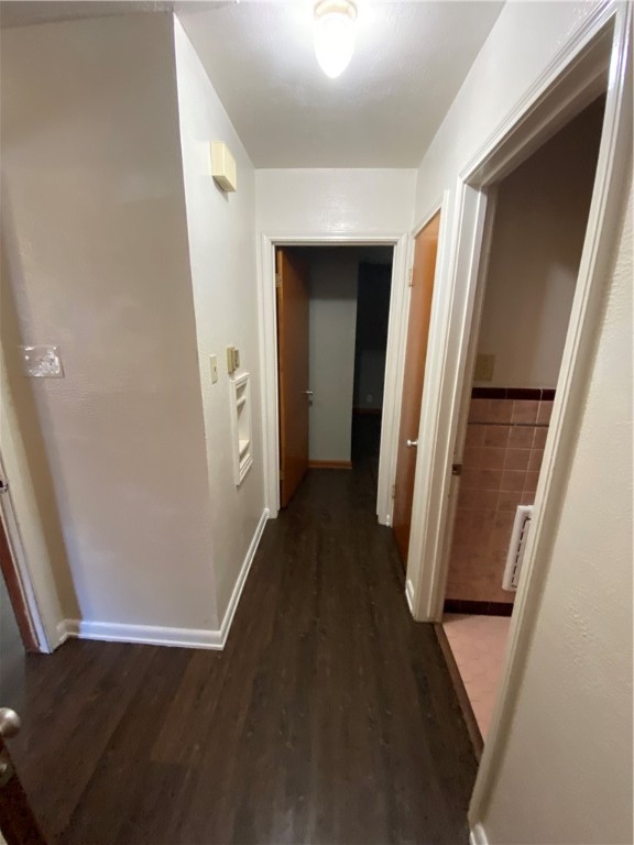 925 Stirman Street Corpus Christi, TX 78411 - Photo 11 of 16 wooden floor in a gallery