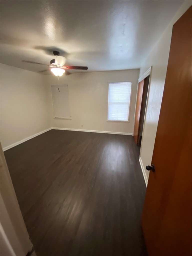 925 Stirman Street Corpus Christi, TX 78411 - Photo 9 of 16