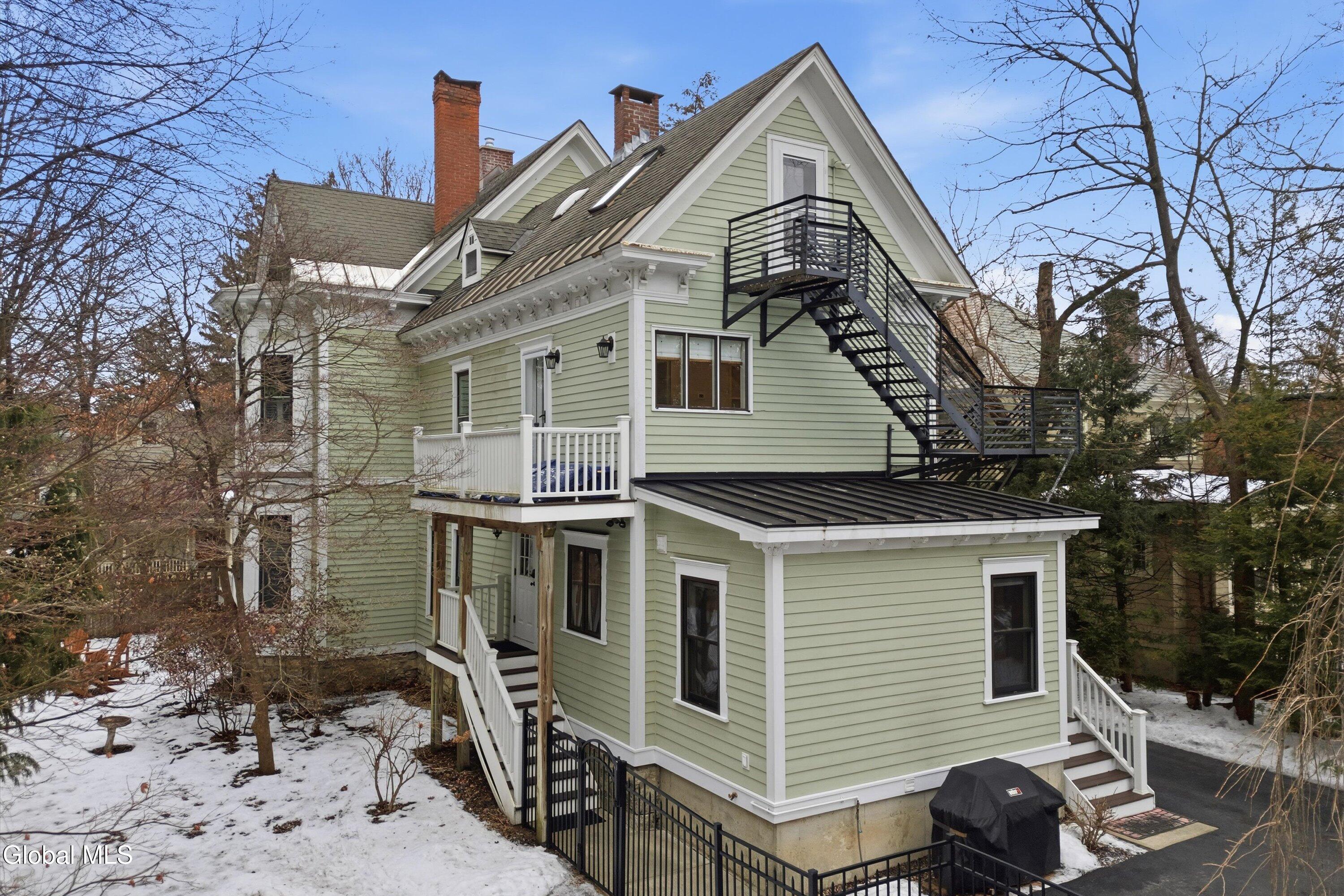 176 Spring Street Saratoga Springs, NY 12866 - Photo 27 of 41 176 Spring St