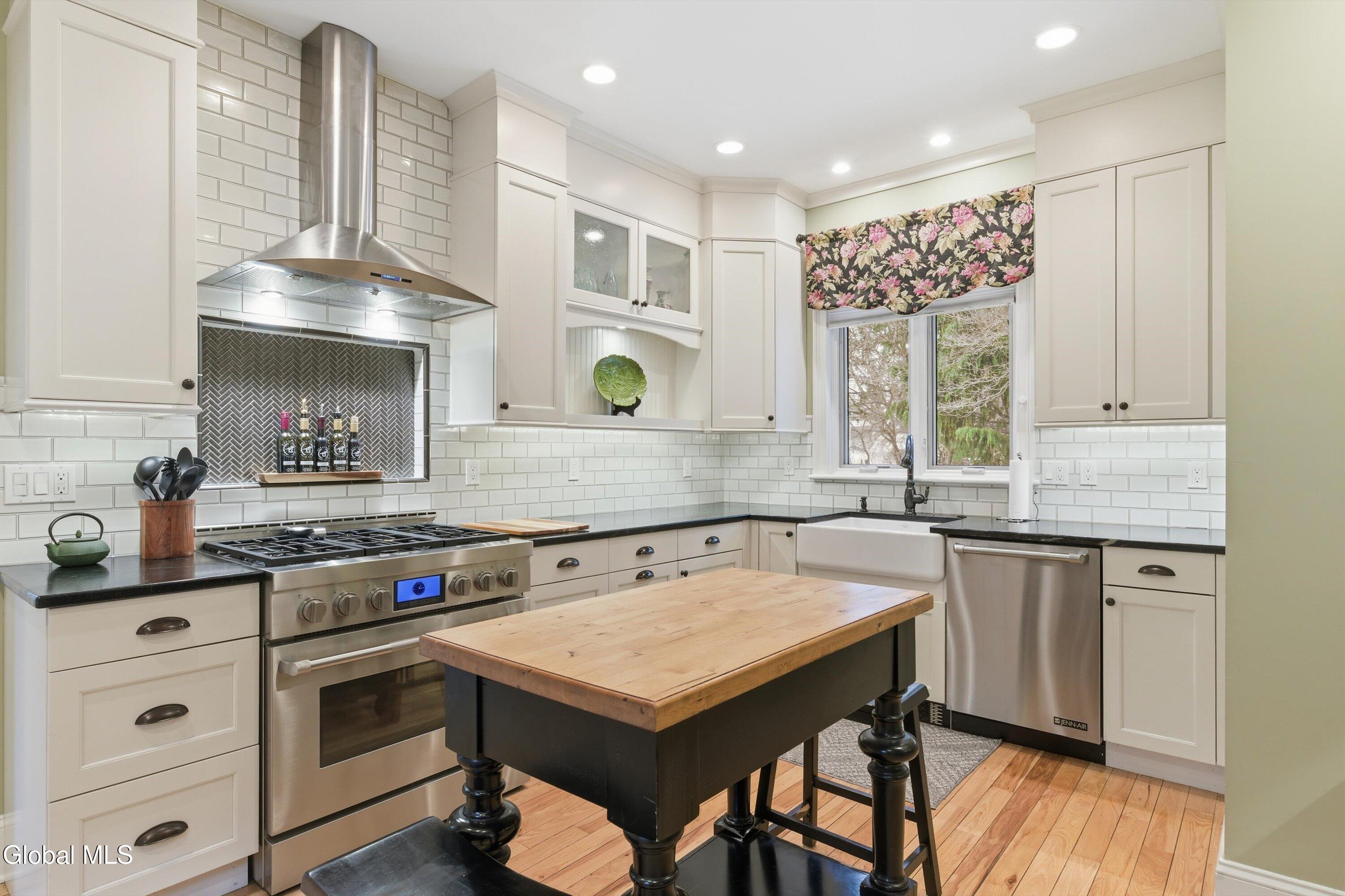 176 Spring Street Saratoga Springs, NY 12866 - Photo 6 of 41 Kitchen