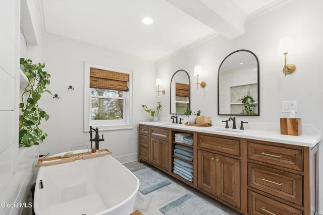 $1,500,000 | 176 Spring Street, Saratoga Springs, NY 12866