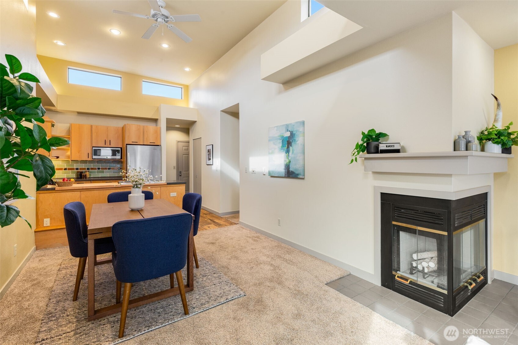 600 Malden Avenue East, Unit 304 Seattle, WA 98112 - Photo 11 of 27