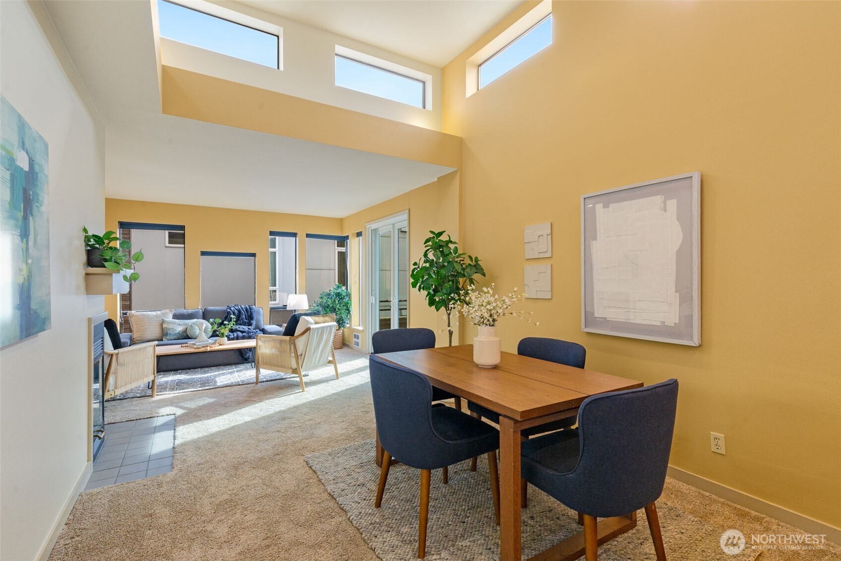 600 Malden Avenue East, Unit 304 Seattle, WA 98112 - Photo 3 of 27