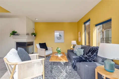 $650,000 | 600 Malden Avenue East, Unit 304, Seattle, WA 98112