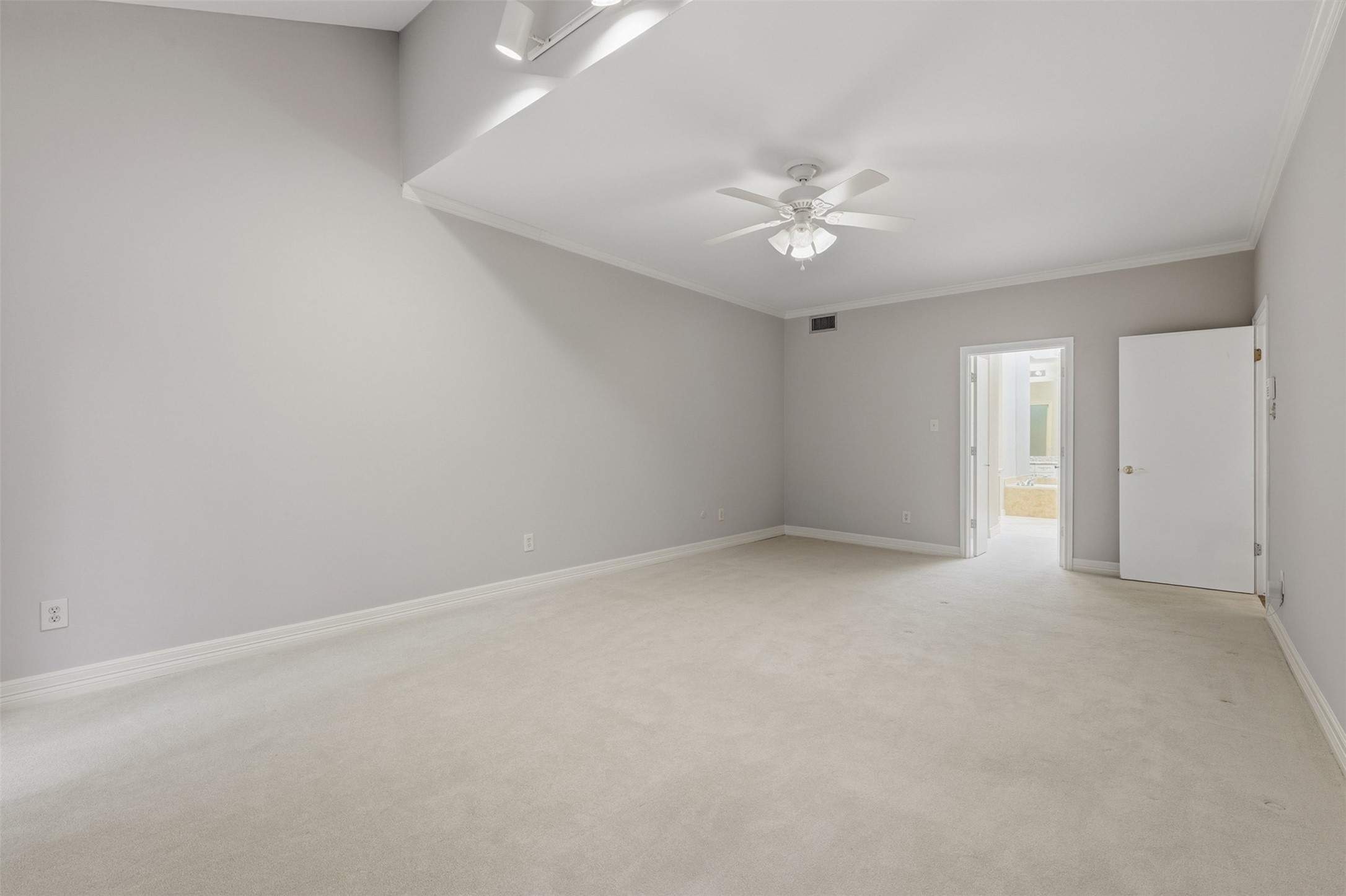 201 Vanderpool Lane, Unit 122 Houston, TX 77024 - Photo 15 of 35 wooden floor in an empty room