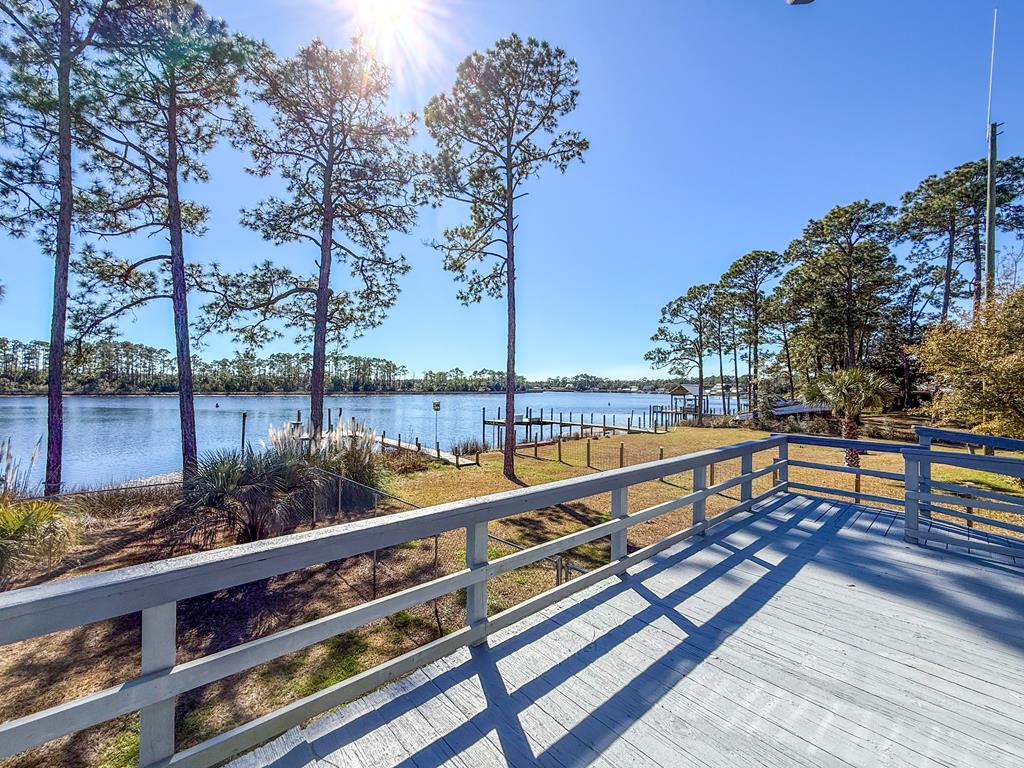 425 River Road Carrabelle, FL 32322 - Photo 13 of 35