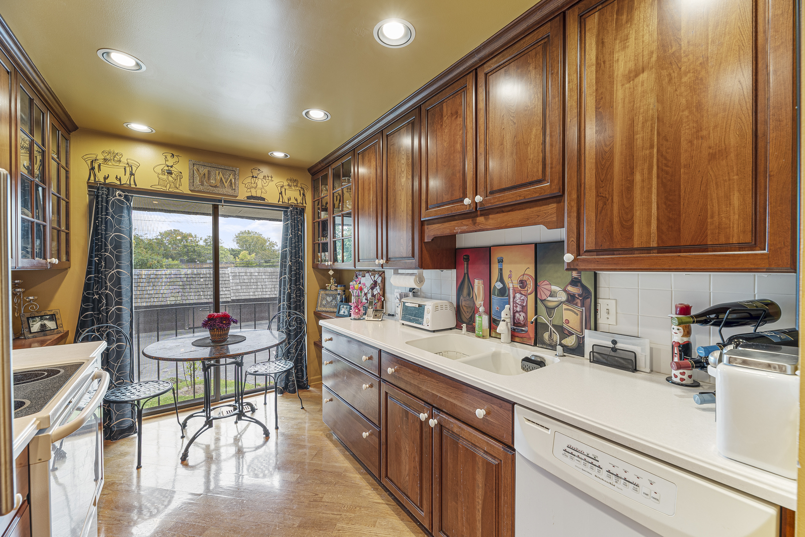 1721 Northfield Square, Unit C Northfield, IL 60093 - Photo 8 of 23