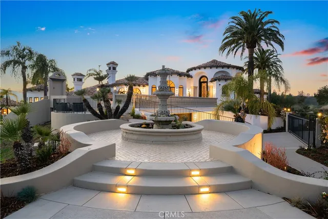 a view of entryway with a front door