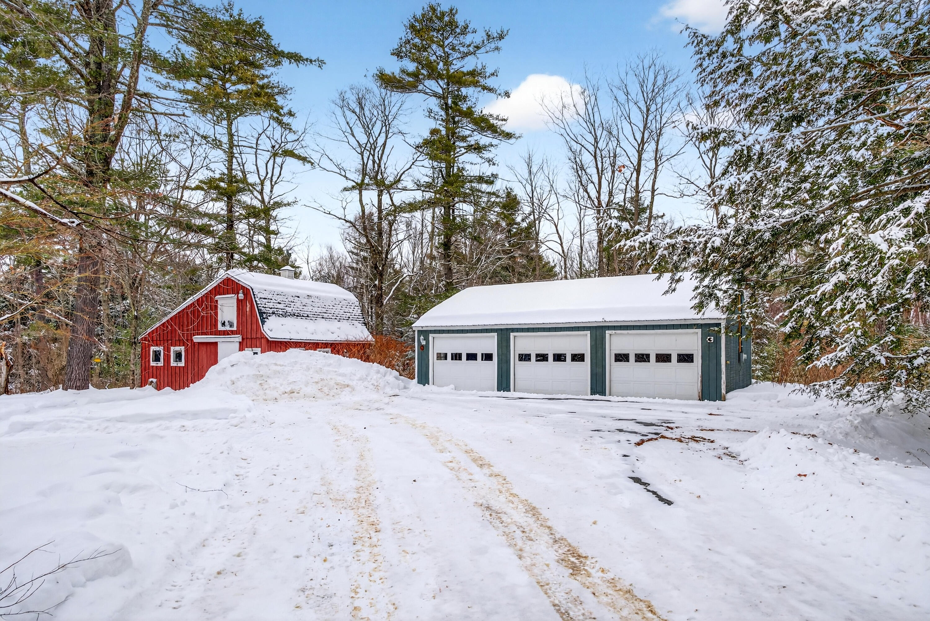 112 Leighton Road Pownal, ME 04069 - Photo 3 of 41 DSC06806
