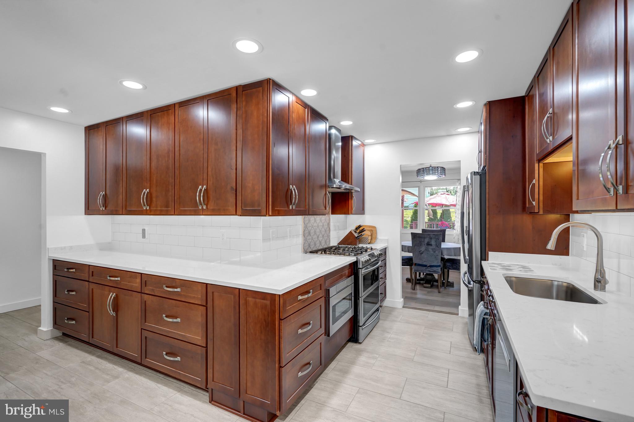 5813 Ashfield Road Alexandria, VA 22315 - Photo 15 of 43 Kitchen