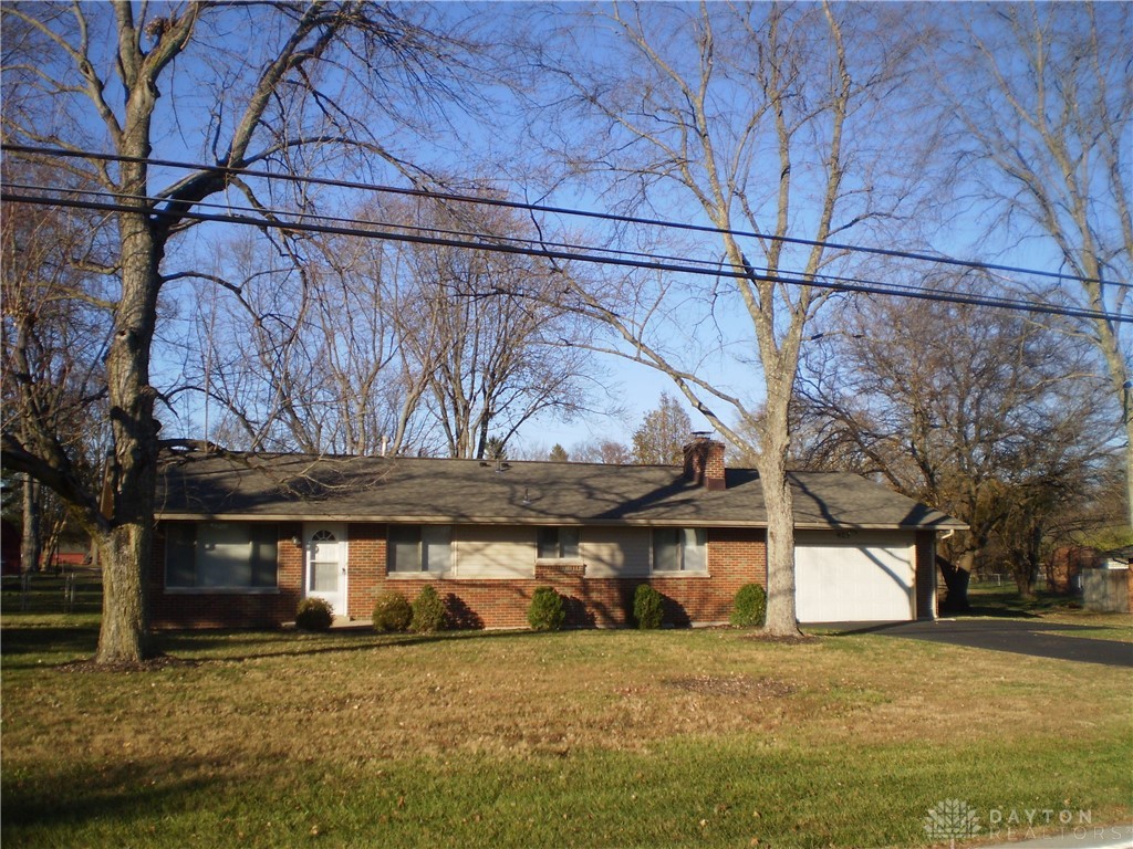 423 East Spring Valley Pike Centerville, OH 45458 - Photo 1 of 6
