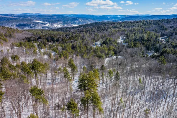 $135,000 | 5417 Fletcher Lane, Unit 5471, Quechee, VT 05059