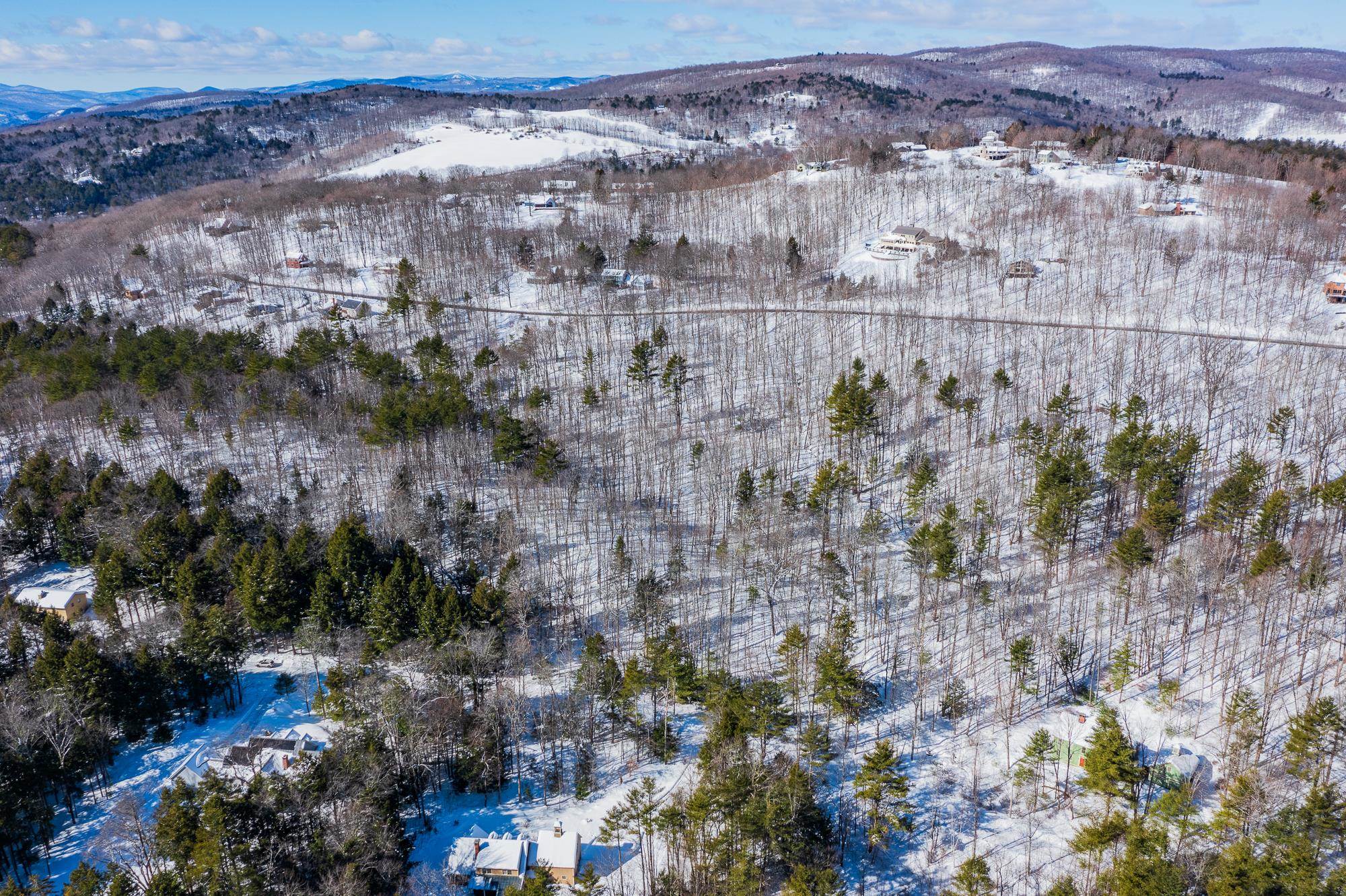5417 Fletcher Lane, Unit 5471 Quechee, VT 05059 - Photo 9 of 11