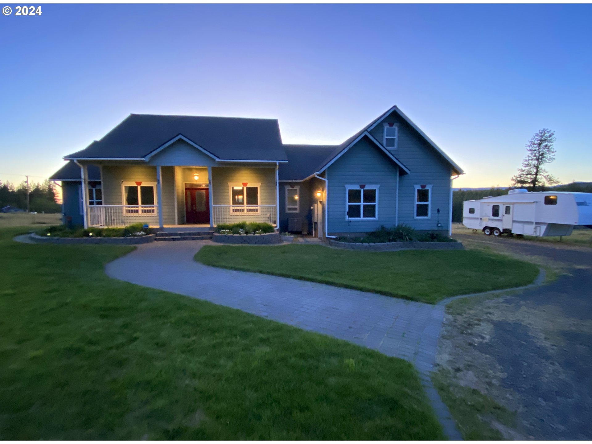 505 Woodland Road Goldendale, WA 98620 - Photo 2 of 48