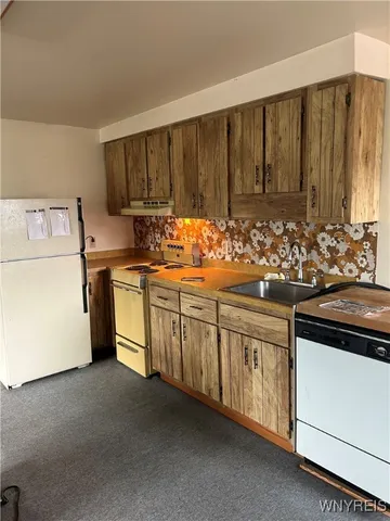 $1,100 | 29 Lake Avenue, Hamburg, NY 14219