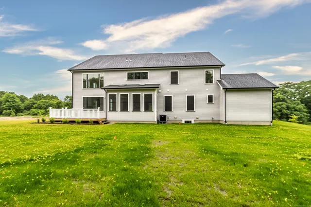 $1,170,000 | 16 Twin Valley Road, East Lyme, CT 06333