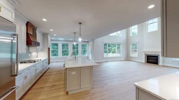 $1,170,000 | 16 Twin Valley Road, East Lyme, CT 06333