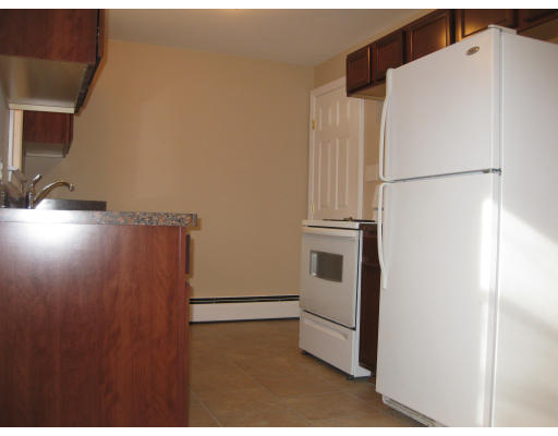 48 Tavistock Street Springfield, MA 01119 - Photo 3 of 10 Gallery Image 3
