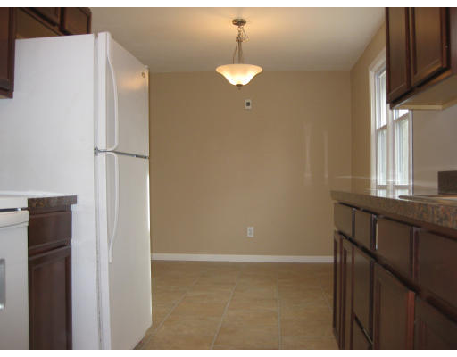 48 Tavistock Street Springfield, MA 01119 - Photo 4 of 10 Gallery Image 4