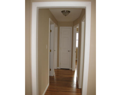 48 Tavistock Street Springfield, MA 01119 - Photo 9 of 10 Gallery Image 9