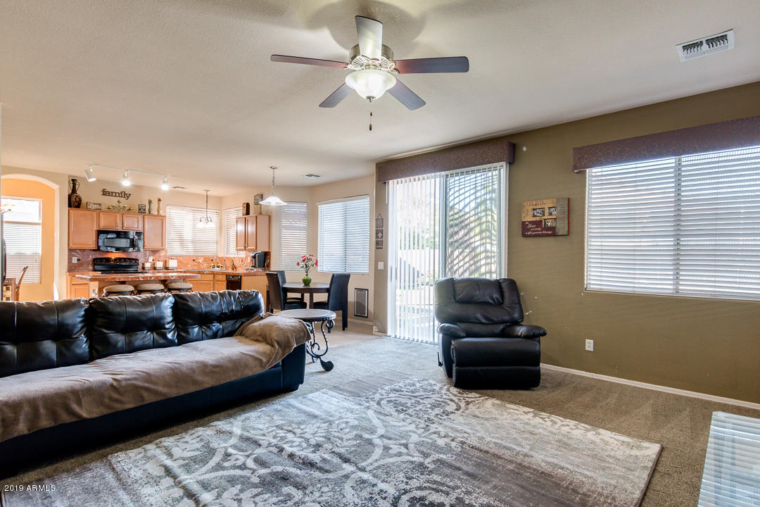 3232 West Maldonado Road Phoenix, AZ 85041 - Photo 11 of 38 13-Maldonado