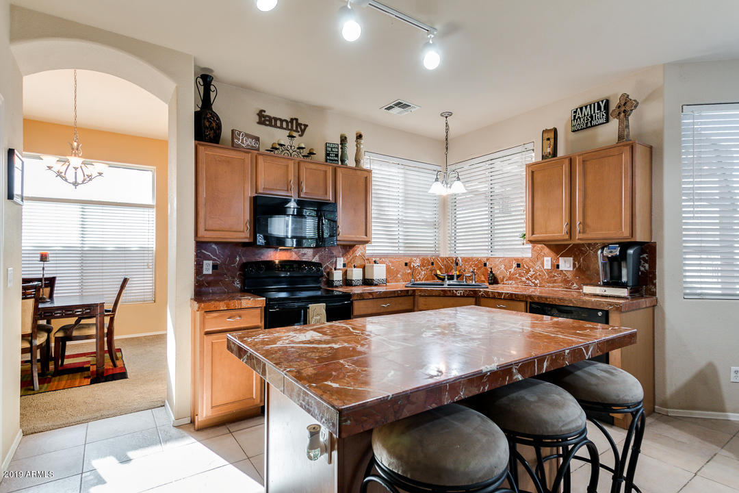 3232 West Maldonado Road Phoenix, AZ 85041 - Photo 15 of 38 18-Maldonado