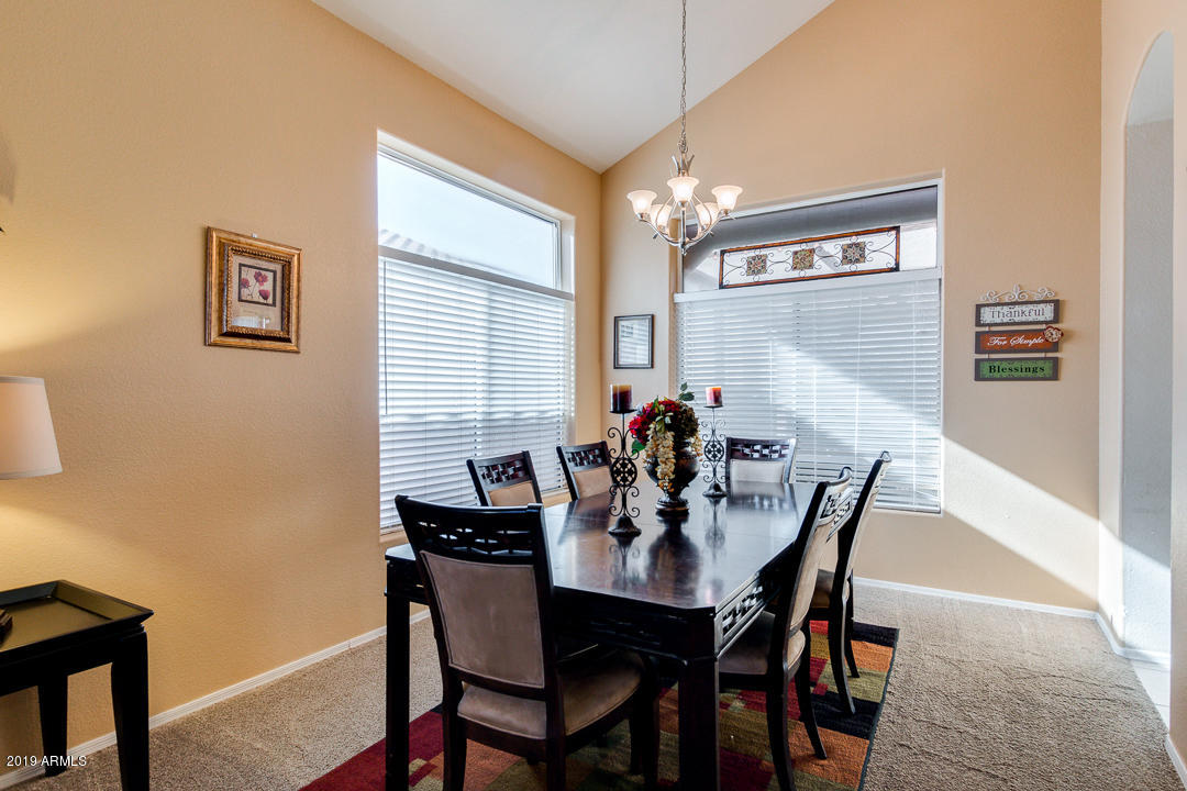 3232 West Maldonado Road Phoenix, AZ 85041 - Photo 6 of 38 08-Maldonado