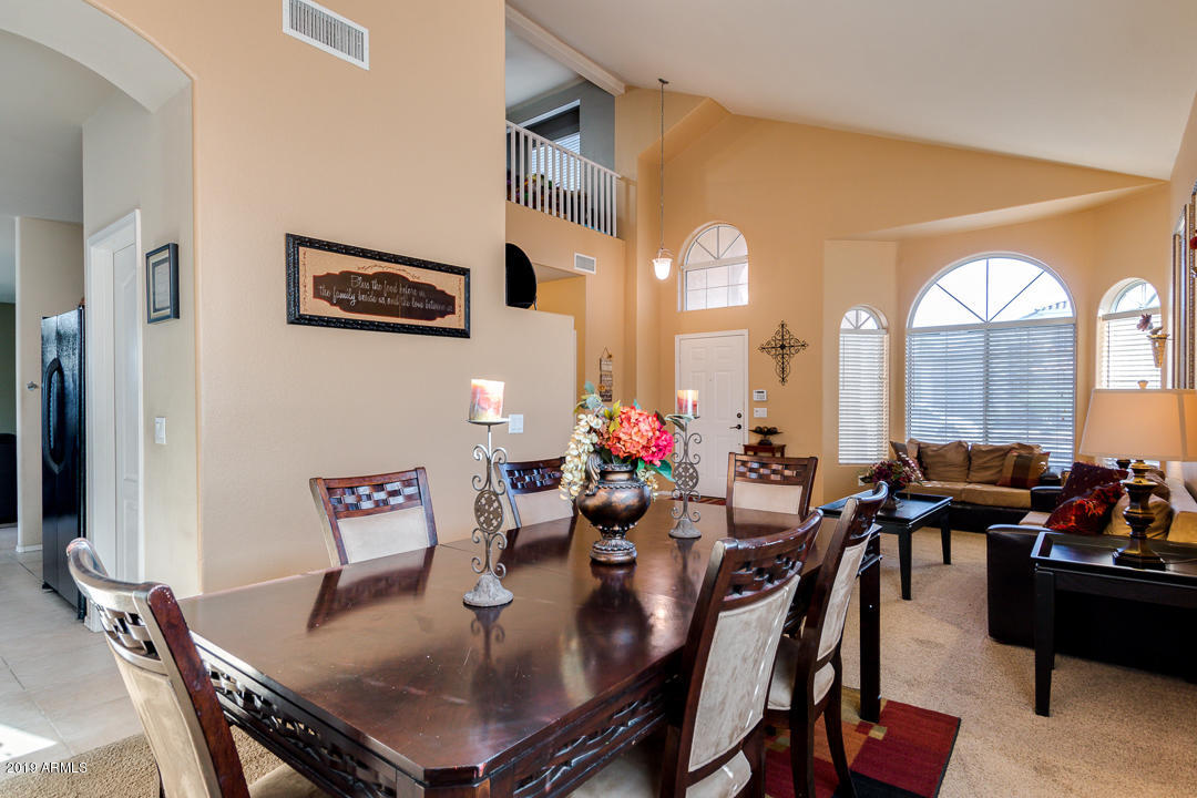 3232 West Maldonado Road Phoenix, AZ 85041 - Photo 7 of 38 09-Maldonado