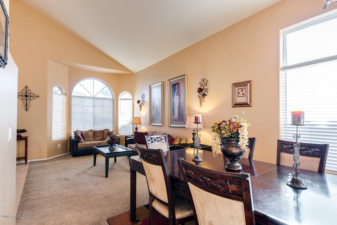 3232 West Maldonado Road Phoenix, AZ 85041 - Photo 8 of 38 10-Maldonado