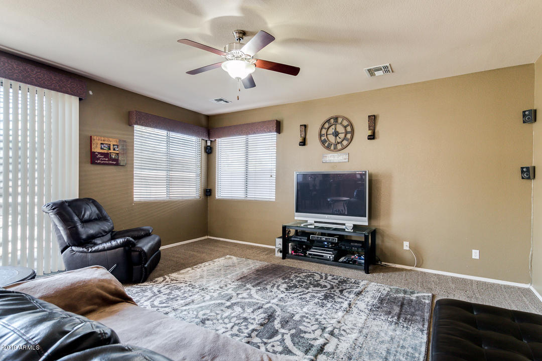 3232 West Maldonado Road Phoenix, AZ 85041 - Photo 9 of 38 11-Maldonado