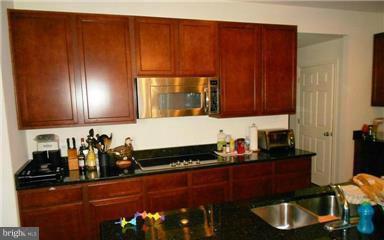 8719 Libeau Drive Manassas, VA 20110 - Photo 2 of 22 Kitchen