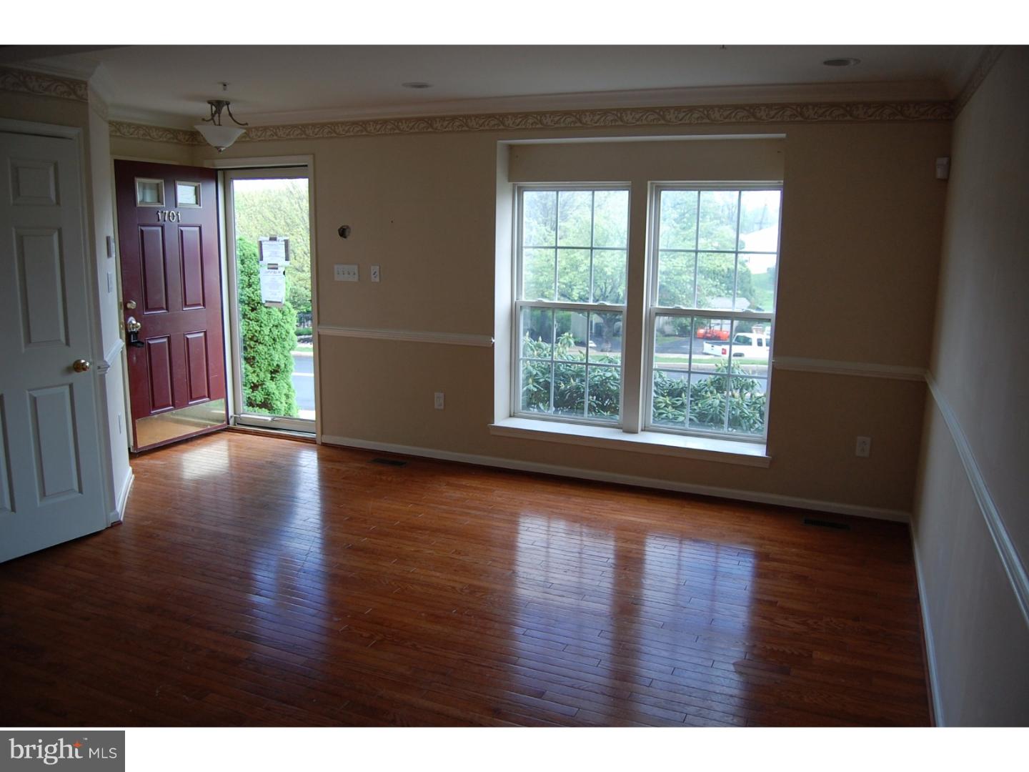 1701 Orchard View Road Reading, PA 19606 - Photo 5 of 25 Gallery Image 5