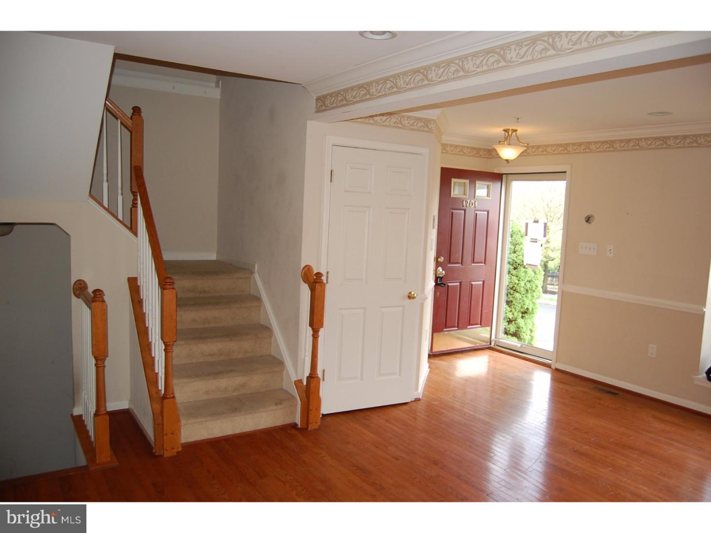 1701 Orchard View Road Reading, PA 19606 - Photo 6 of 25 Gallery Image 6