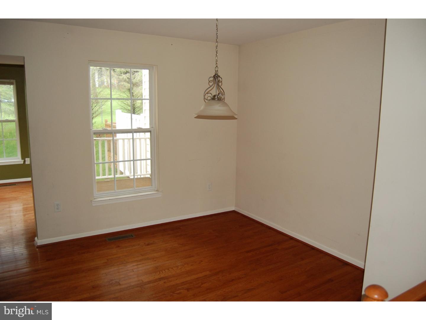 1701 Orchard View Road Reading, PA 19606 - Photo 7 of 25 Gallery Image 7