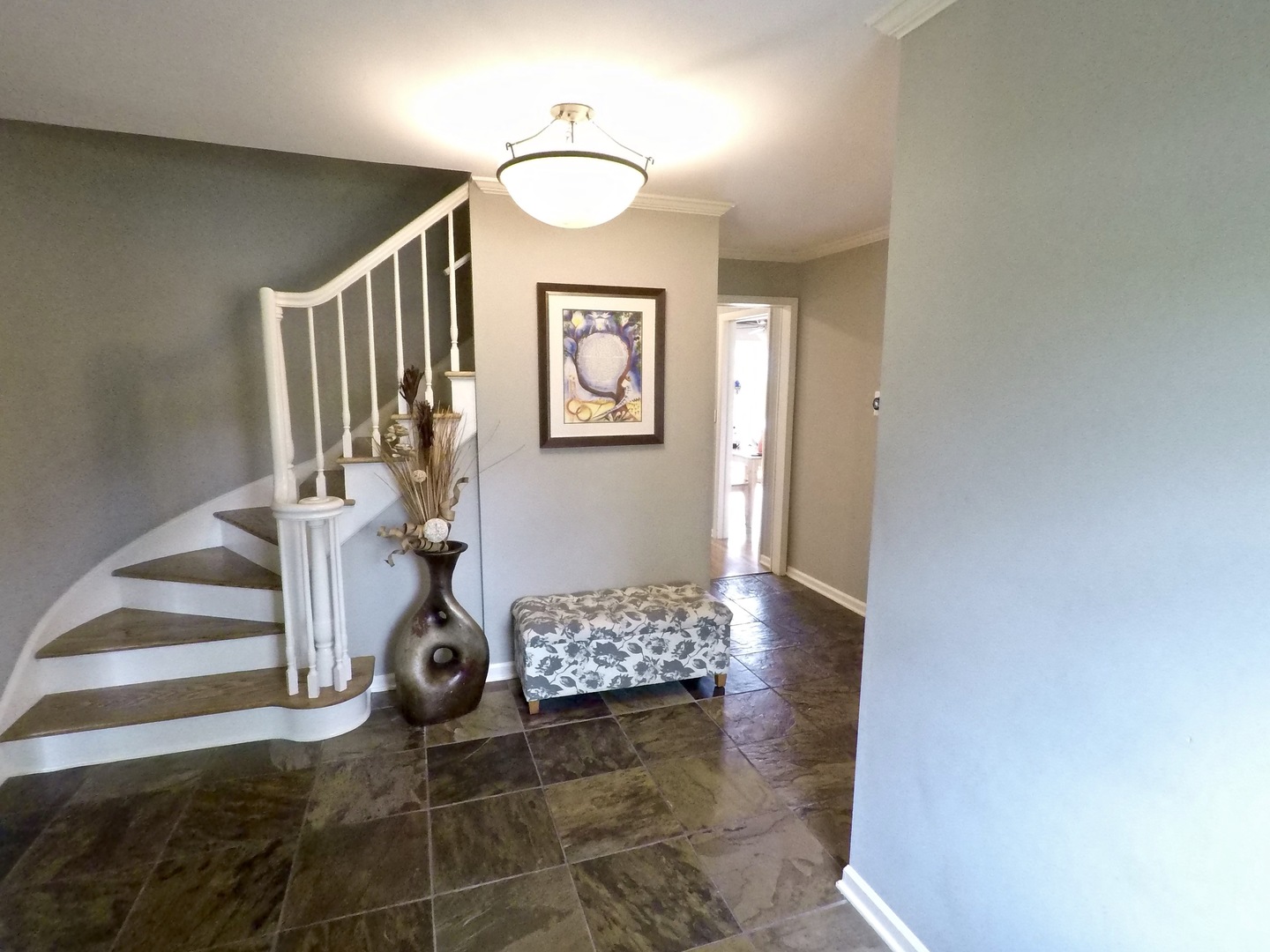 2053 Clover Road Northbrook, IL 60062 - Photo 5 of 28 a view of entryway