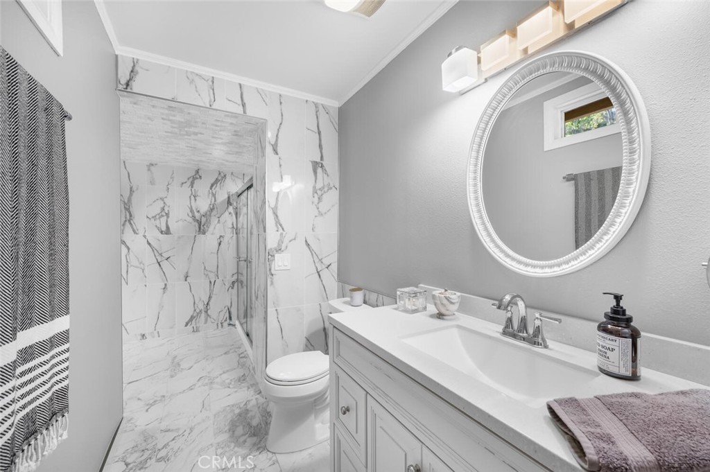 1050 First Street Norco, CA 92860 - Photo 15 of 56 Main Bath