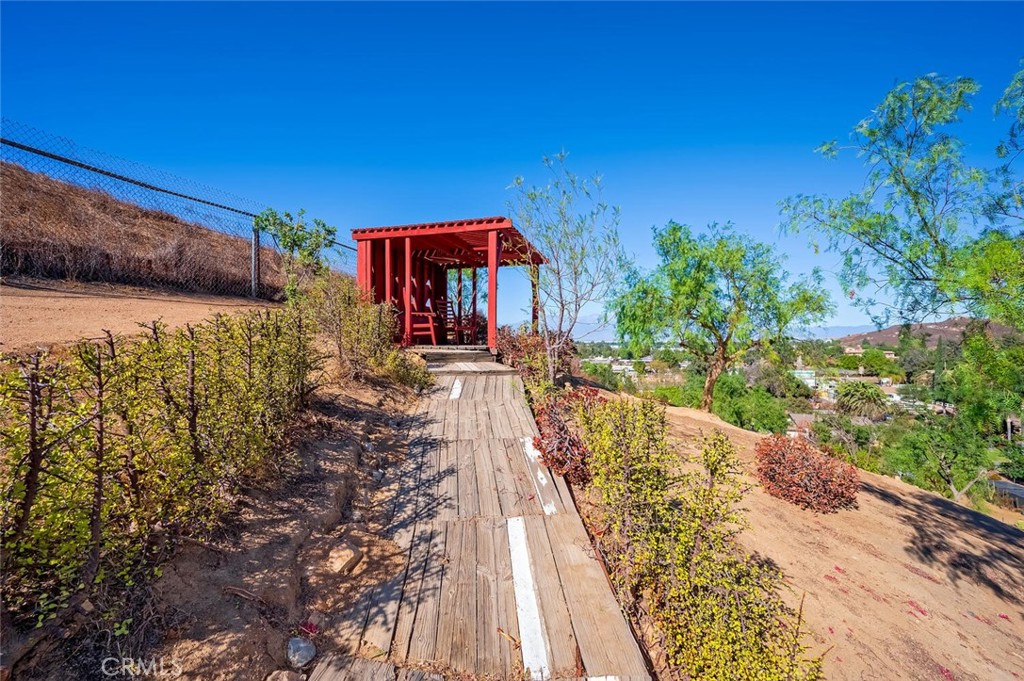 1050 First Street Norco, CA 92860 - Photo 43 of 56 Enjoy Sunsets