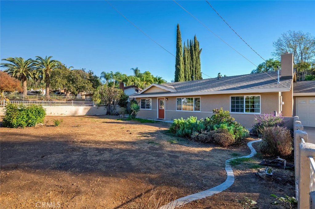 1050 First Street Norco, CA 92860 - Photo 5 of 56