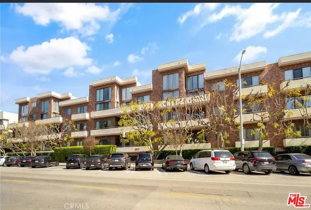 $4,600 | 1880 Veteran Avenue, Unit 107, Los Angeles, CA 90025
