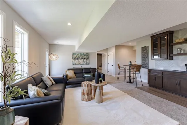 $679,900 | 12850 North Arbor Way, Platte City, MO 64079