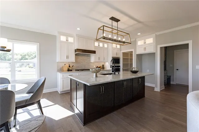 $679,900 | 12850 North Arbor Way, Platte City, MO 64079