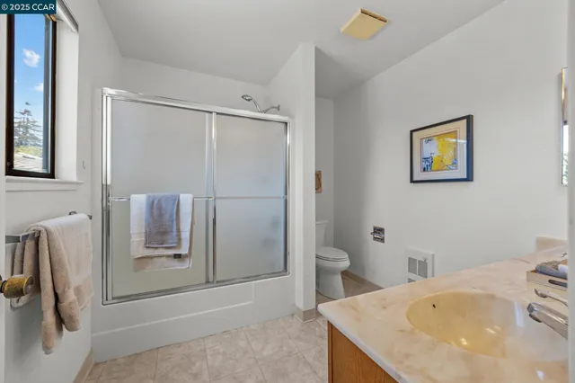 $1,700,000 | 960 Ordway Street, Albany, CA 94706