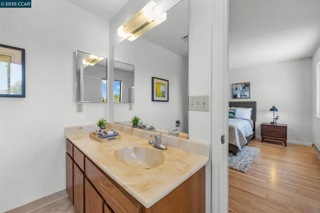 $1,700,000 | 960 Ordway Street, Albany, CA 94706