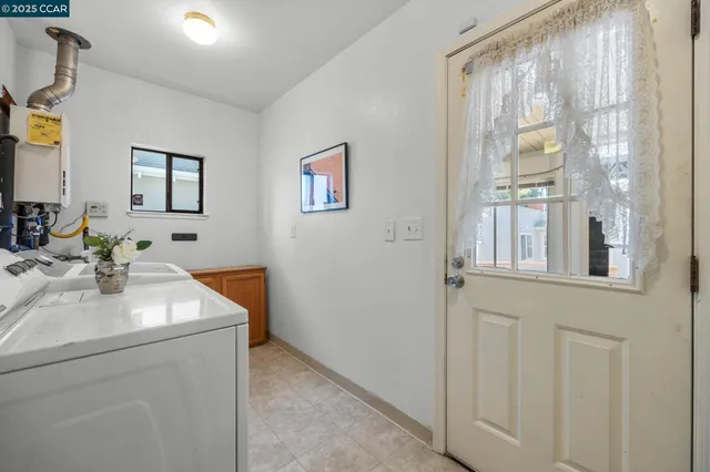 $1,700,000 | 960 Ordway Street, Albany, CA 94706