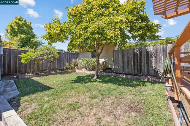 $1,700,000 | 960 Ordway Street, Albany, CA 94706