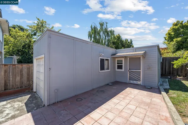 $1,700,000 | 960 Ordway Street, Albany, CA 94706