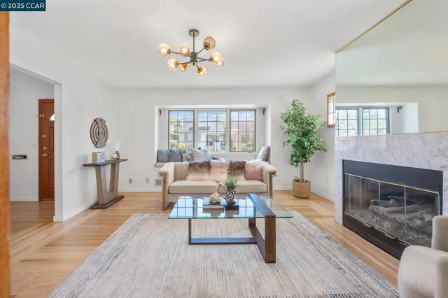 $1,700,000 | 960 Ordway Street, Albany, CA 94706